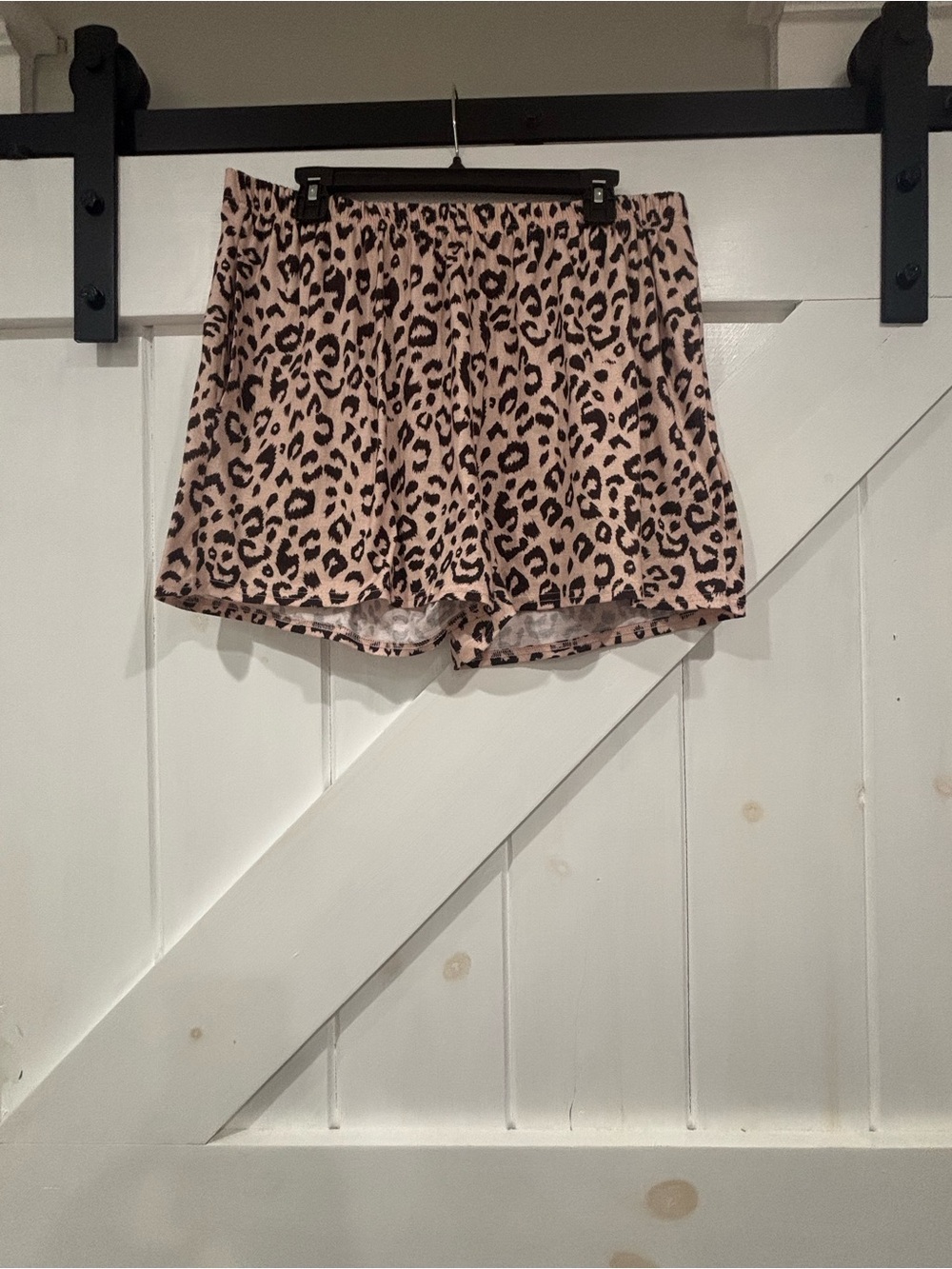 Women’s xl leopard cheetah set - Picture 4 of 11